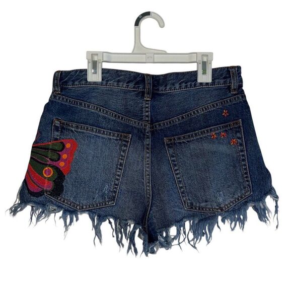 Women's We the Free Blue Fields of Sun Butterfly Printed Cutoff Denim Shorts 26 - Picture 3 of 13